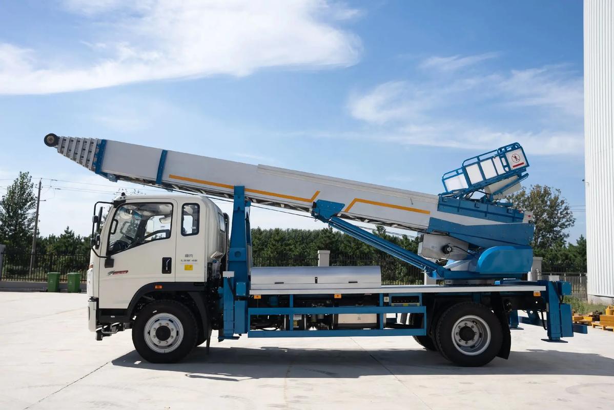 多祥镇云梯上料车租赁费用